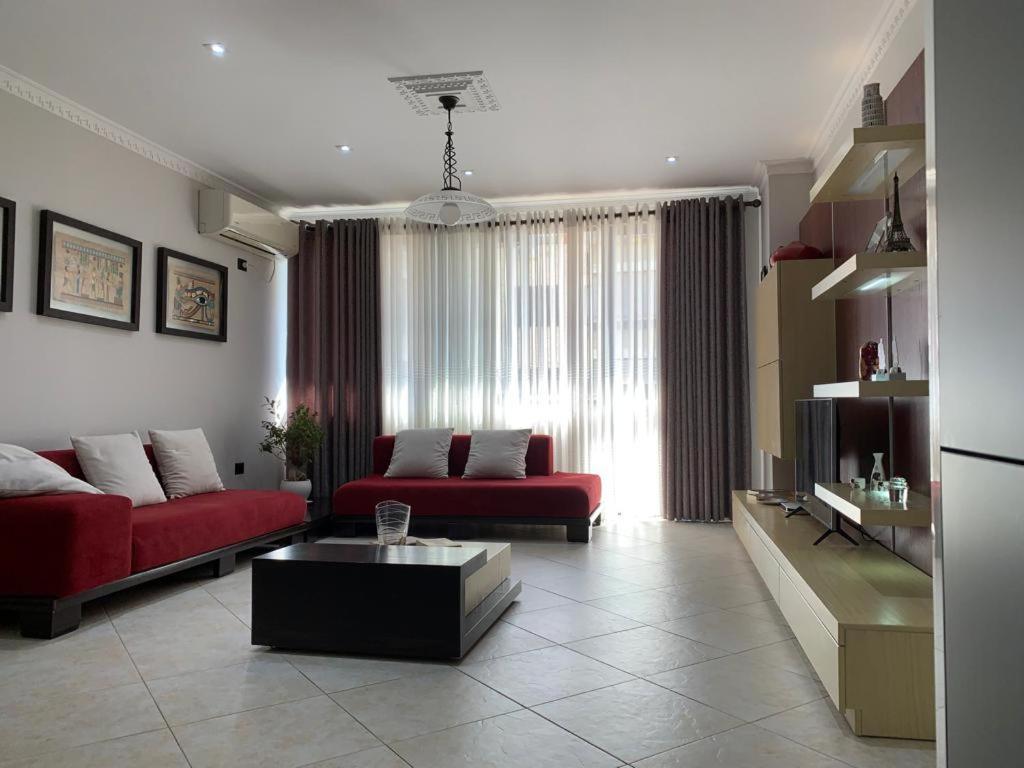 Laureta Central Apartment Tirana Zewnętrze zdjęcie