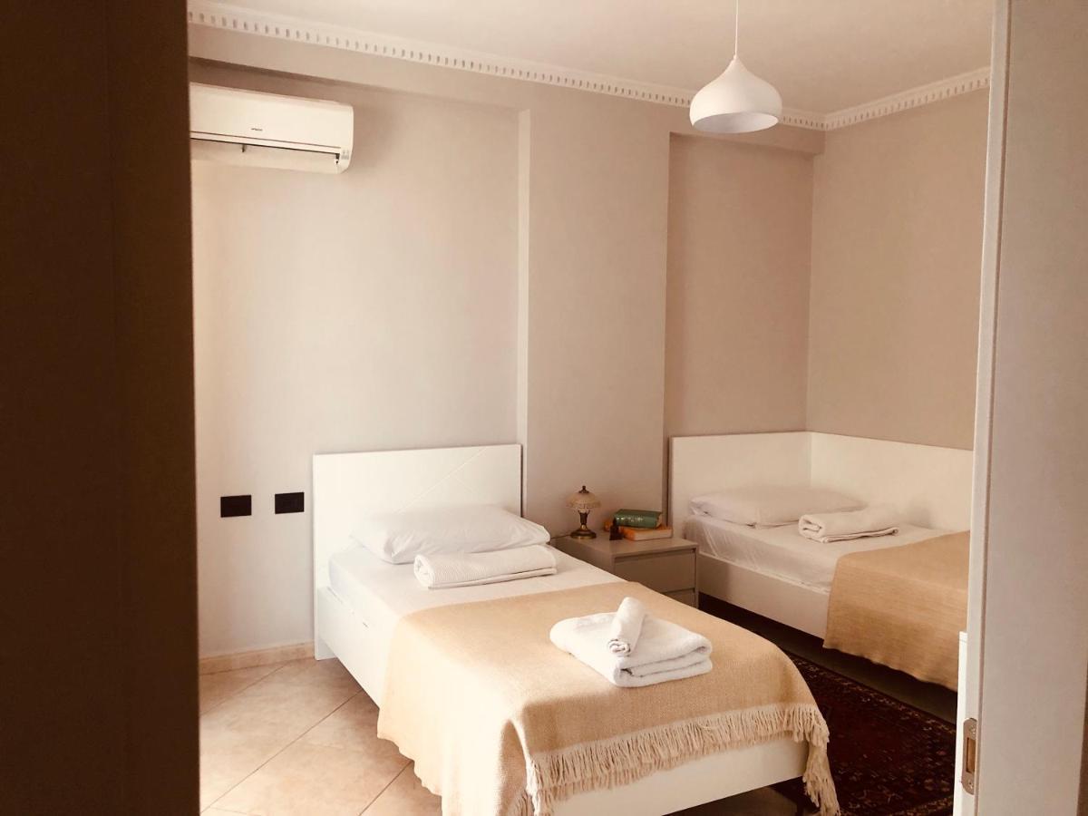 Laureta Central Apartment Tirana Zewnętrze zdjęcie